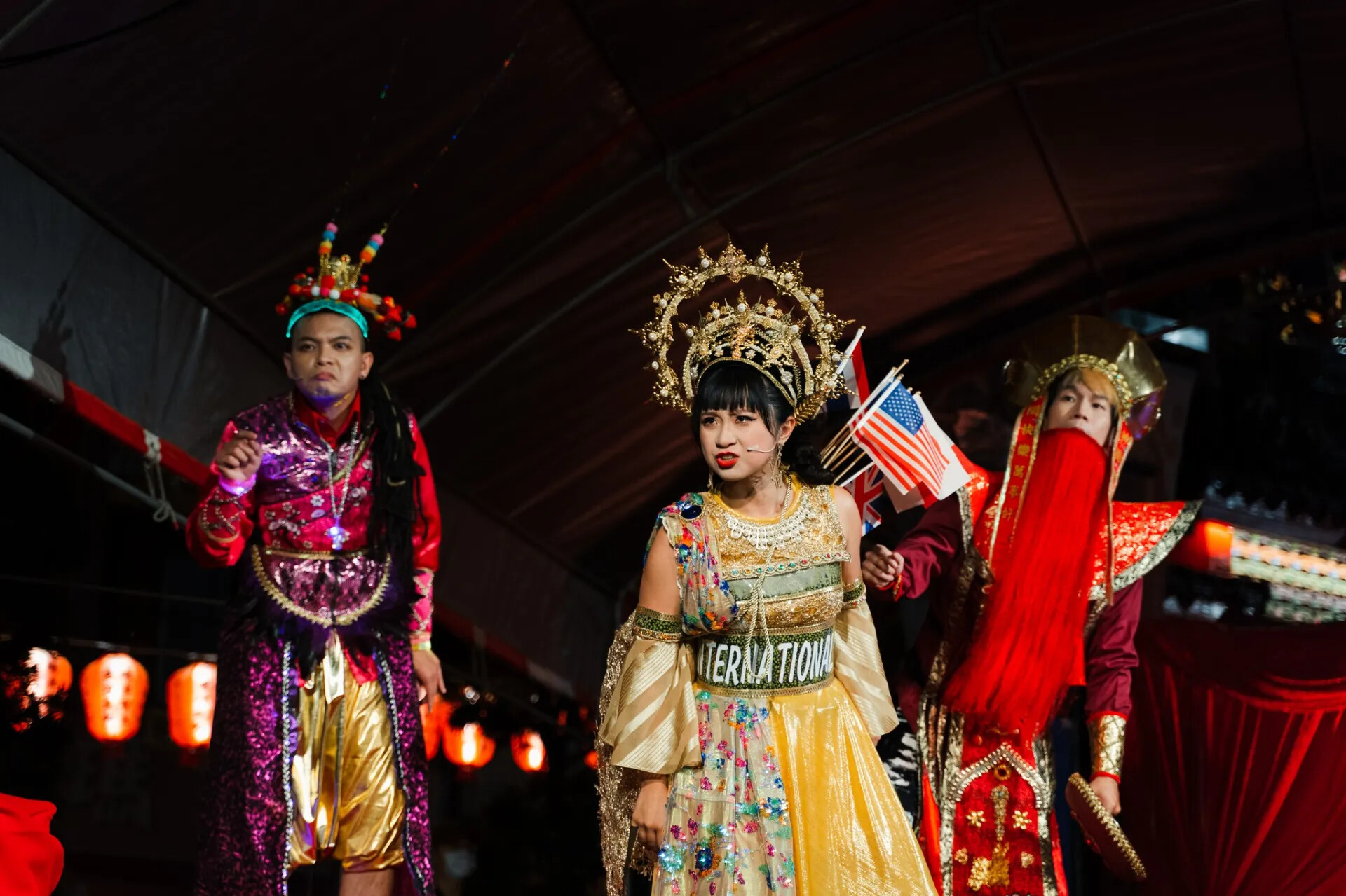 夜宴桃園演出劇照